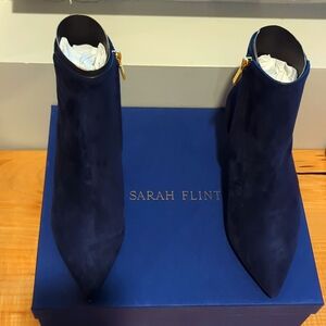 BNIB Sz 7 Navy suede Sarah Flint dress bootie